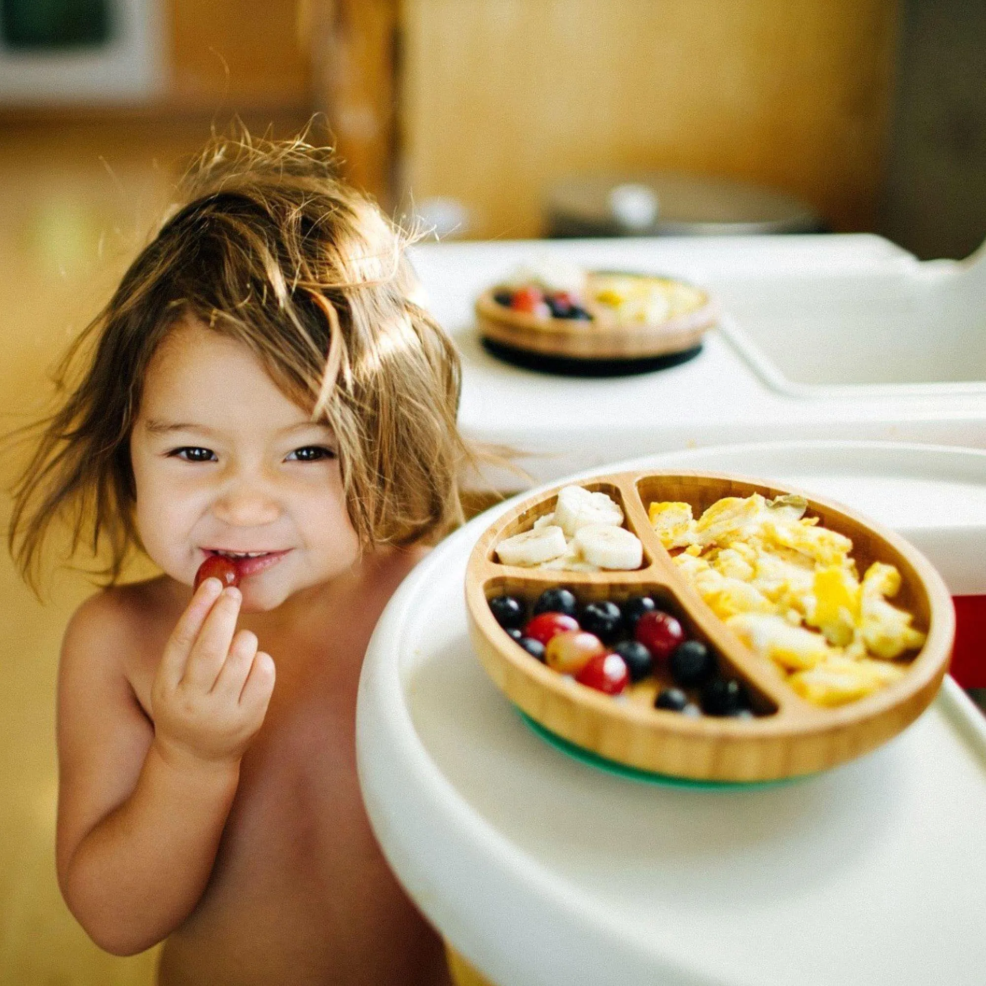 Avanchy Bamboo Suction Toddler Plate   Spoon - Black