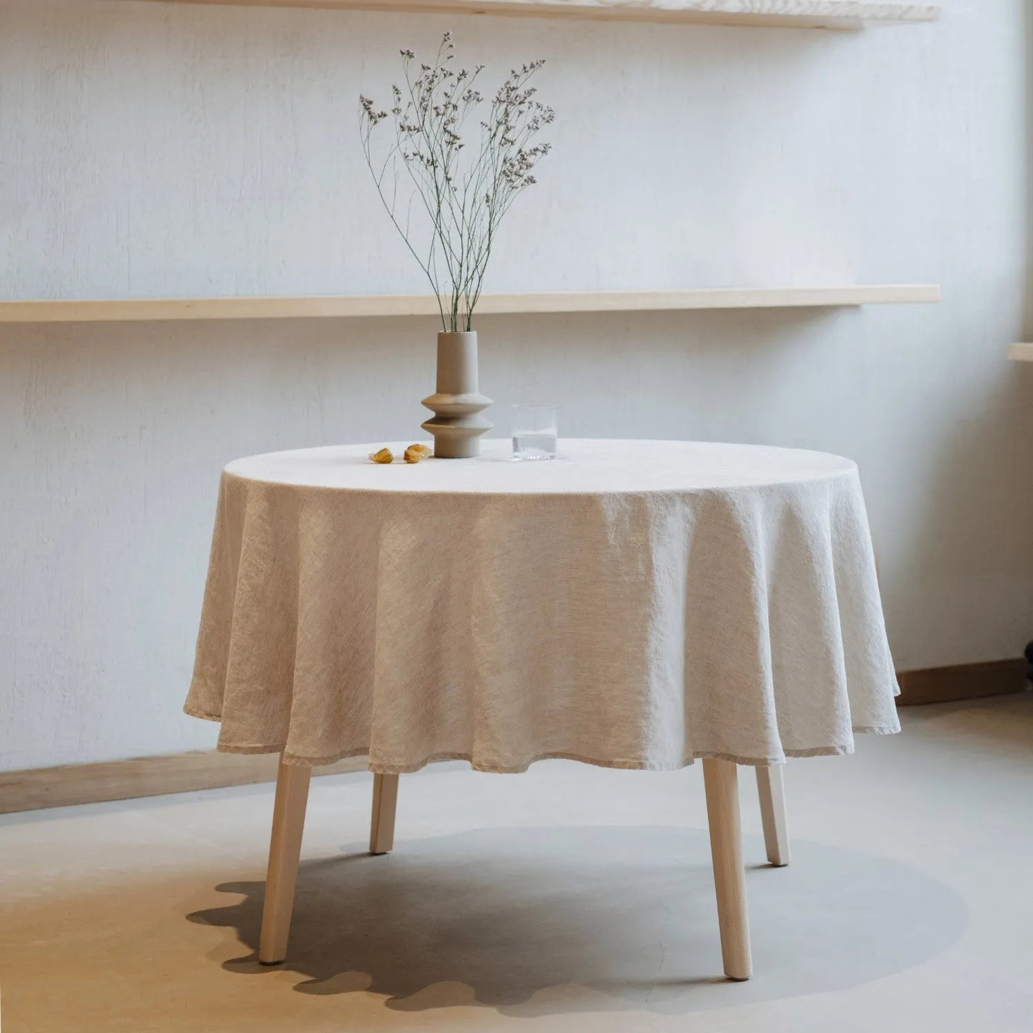 Melange Lightweight Linen Round Tablecloth