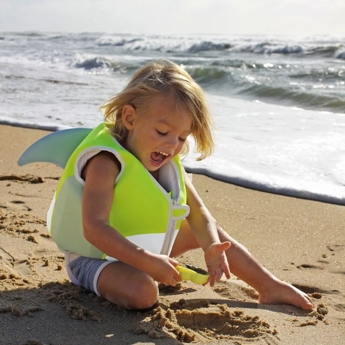 Swim Vest 2-3 Shark Tribe Blue Neon Citrus